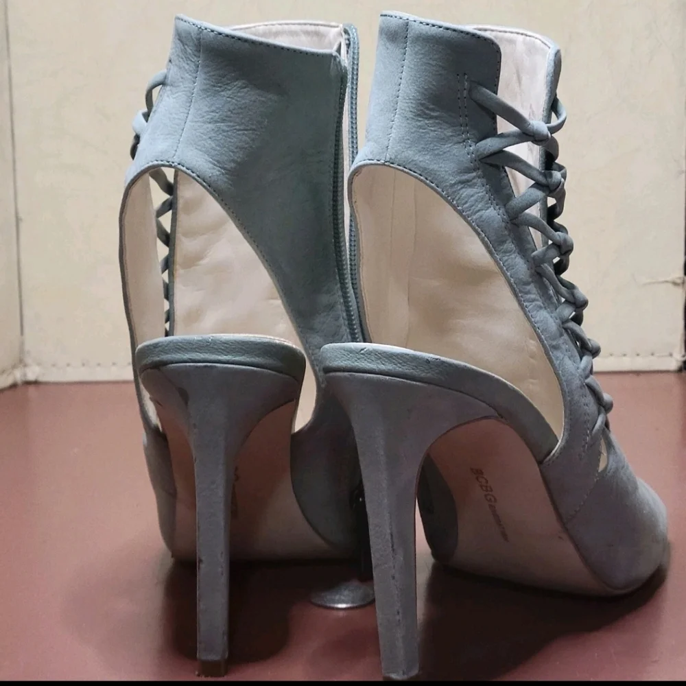 EUC BCBGeneration Size 9.5 Sage Green Cornelius Corset Boots!